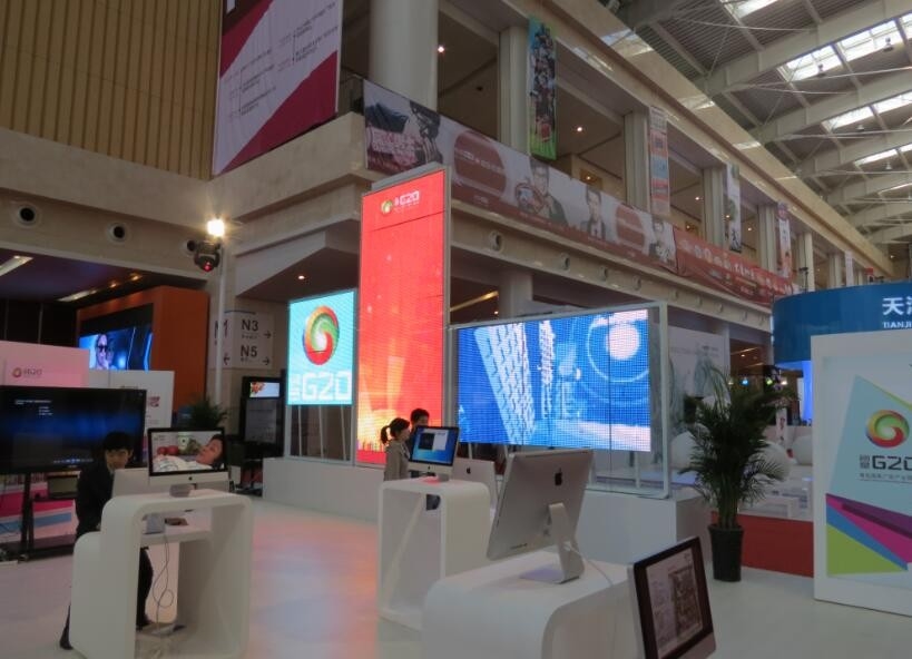 transparent led video wall