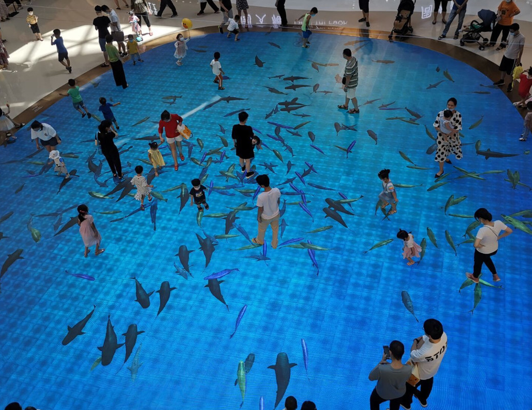 Quality Anti Stress  Floor Tile Screen P5.2 Indoor LED Display Screen With Interactive Sensor factory