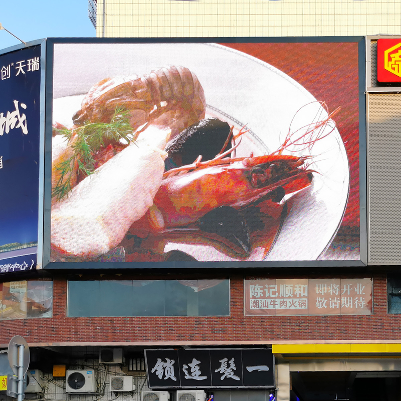 Electronic P8 Outdoor Full Color LED Display Brightness 5500cd Each Square