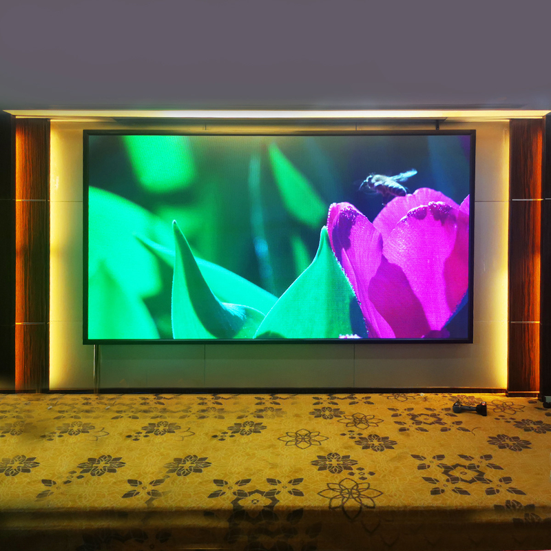 P2.5 Indoor Fixed LED Display HD LED Display SMD2121 For Meeting Room Control Center