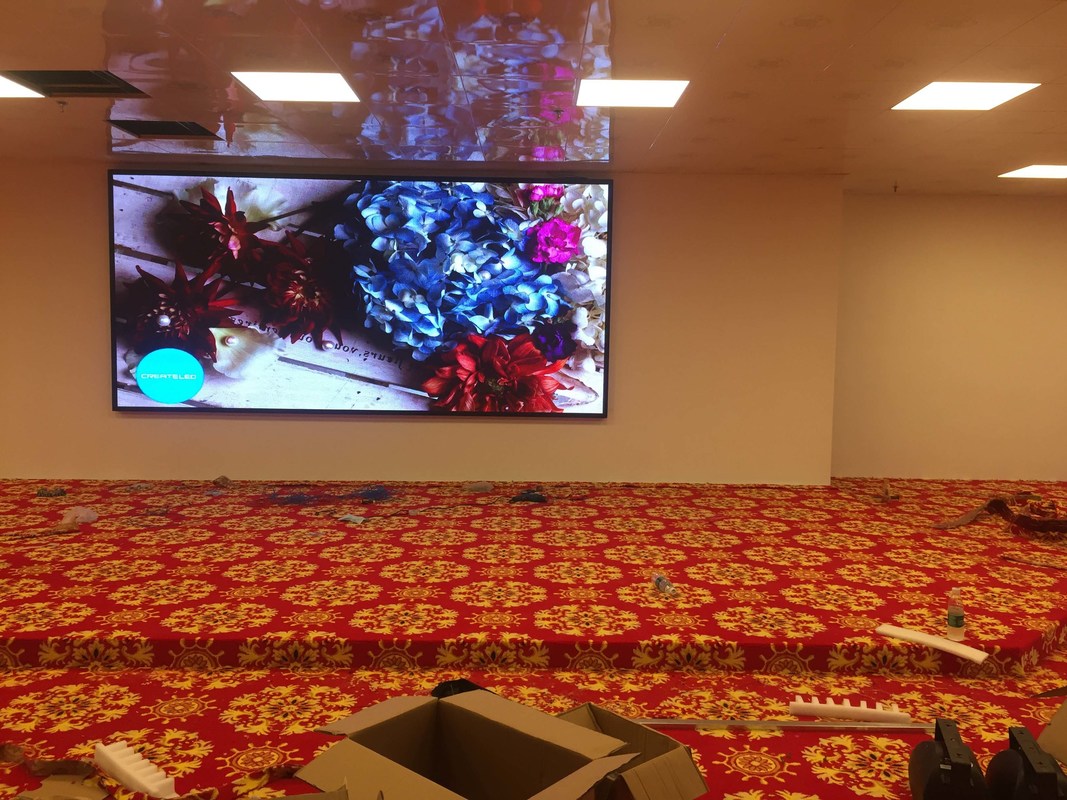 Quality P4 Indoor Full Color LED Display Screen 320*160mm meeting room use factory