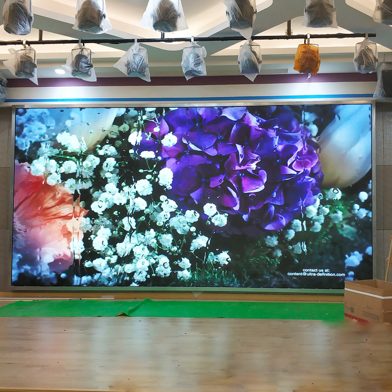 Quality 1R1G1B Indoor Advertising Led Display Screen 320*160mm P4 Led Display Module factory