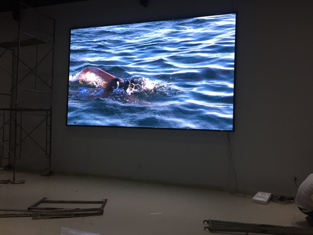 Quality 1R1G1B Indoor Advertising Led Display Screen 320*160mm P4 Led Display Module factory