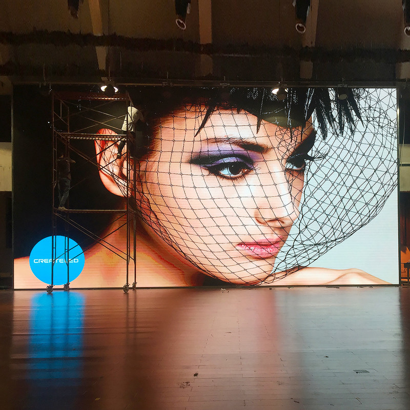 Quality 1920HZ  Advertising LED Displays Indoor P4 Display Multimedia Large Electronic Screen factory