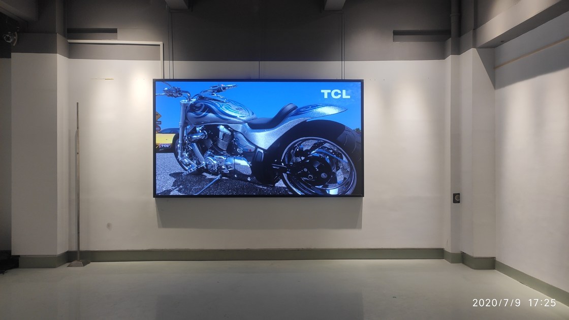 Quality Small Spacing P1.667 Indoor Led Video Wall Advertisement Release Display Screen factory
