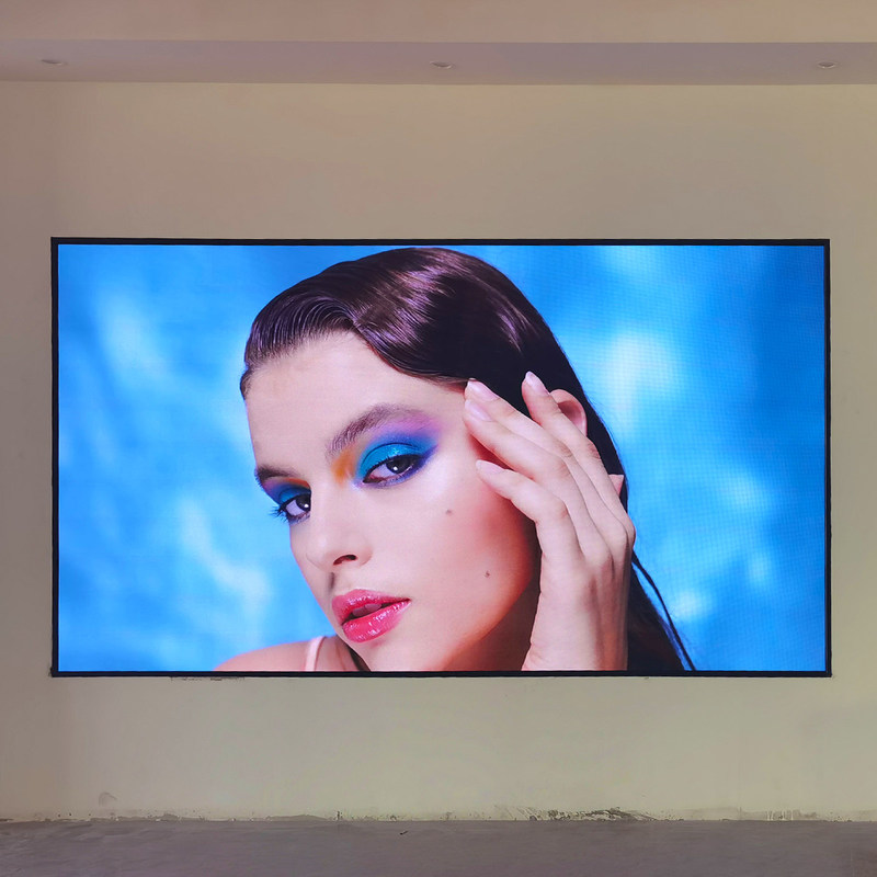 Quality Indoor SMD LED Screen P1.667 Full Color Display Studio Education Demonstration Center factory