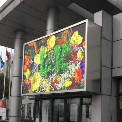 Quality P4 Outdoor LED Display Waterproof Advertising Full Color Electronic Display factory