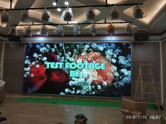 Quality SMD2121 Indoor Full Color LED Display P4 Station Commercial Led Screens factory