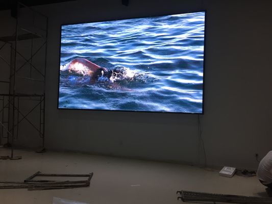 Quality 1R1G1B Indoor Advertising Led Display Screen 320*160mm P4 Led Display Module factory